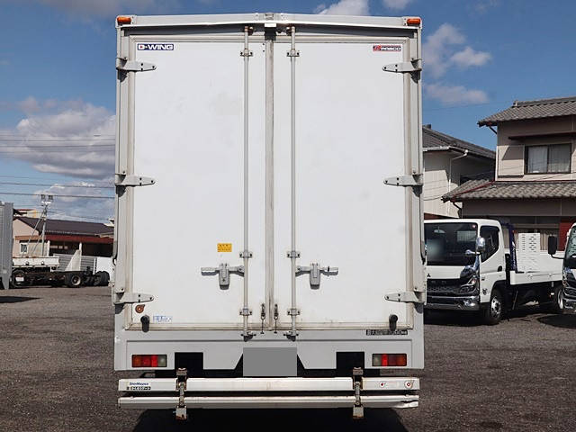 三菱ふそうキャンターアルミウイング小型（2t・3t）[写真07]