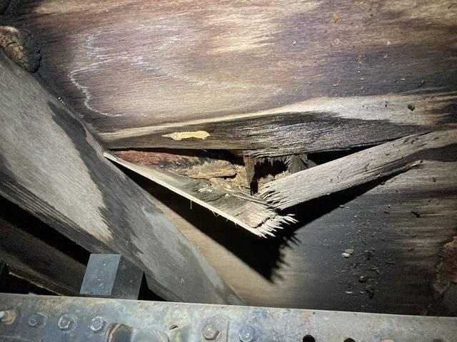 三菱ふそうキャンター平ボディ小型（2t・3t）[写真22]