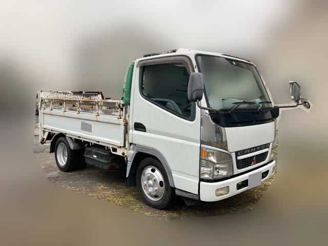 三菱ふそうキャンター平ボディ小型（2t・3t）[写真03]