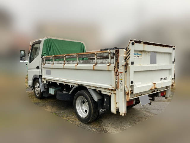 三菱ふそうキャンター平ボディ小型（2t・3t）[写真04]