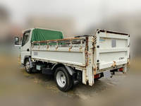 三菱ふそうキャンター平ボディ小型（2t・3t）[写真04]