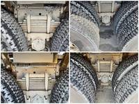 UDトラックスクオントレーラーヘッド（トラクターヘッド）大型（10t）[写真20]