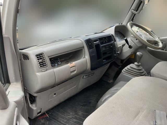 日野デュトロクレーン4段小型（2t・3t）[写真31]