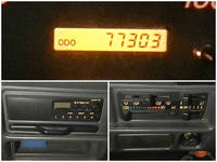 いすゞエルフクレーン3段小型（2t・3t）[写真37]