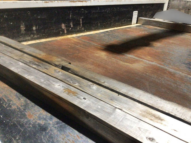 いすゞエルフクレーン3段小型（2t・3t）[写真08]