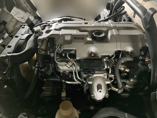 三菱ふそうキャンター平ボディ小型（2t・3t）[写真16]