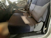 三菱ふそうキャンター平ボディ小型（2t・3t）[写真19]