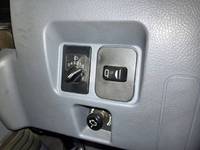 三菱ふそうキャンター平ボディ小型（2t・3t）[写真26]