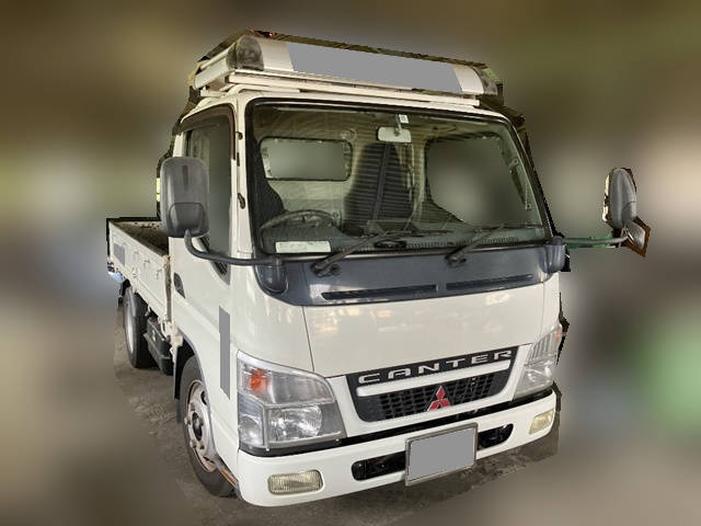 三菱ふそうキャンター平ボディ小型（2t・3t）[写真03]