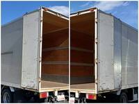 いすゞエルフアルミバン小型（2t・3t）[写真11]