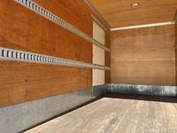 いすゞエルフアルミバン小型（2t・3t）[写真13]