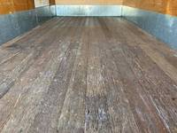 いすゞエルフアルミバン小型（2t・3t）[写真16]