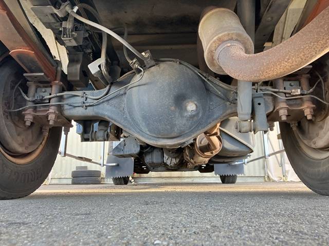 いすゞエルフアルミバン小型（2t・3t）[写真25]