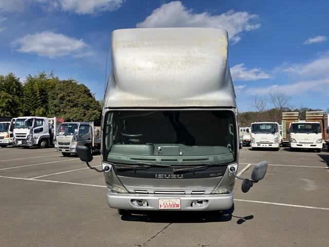 いすゞエルフアルミバン小型（2t・3t）[写真09]