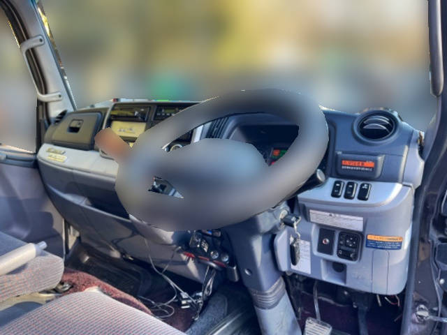 三菱ふそうキャンターセルフクレーン4段小型（2t・3t）[写真36]