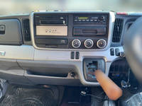 三菱ふそうキャンターセルフクレーン4段小型（2t・3t）[写真37]