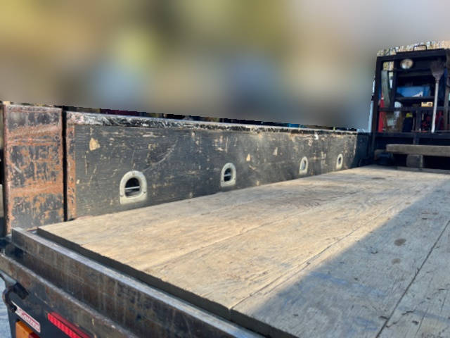 三菱ふそうキャンターセルフクレーン4段小型（2t・3t）[写真07]