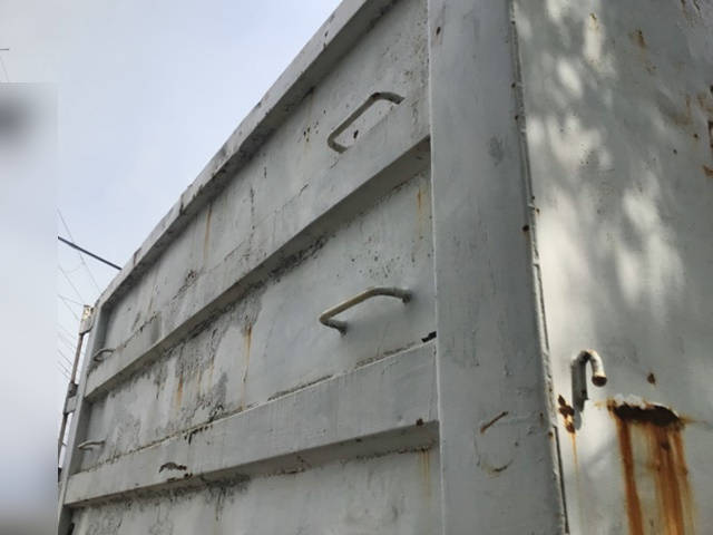 三菱ふそうキャンターコンテナ専用車小型（2t・3t）[写真11]