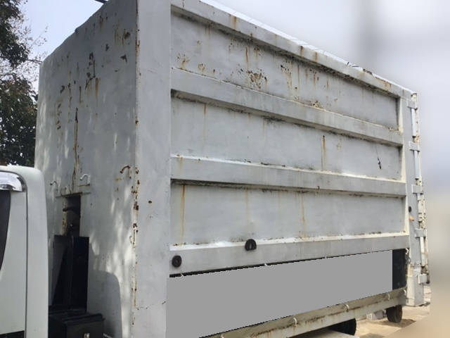 三菱ふそうキャンターコンテナ専用車小型（2t・3t）[写真13]