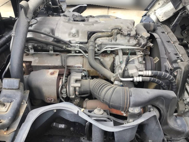 三菱ふそうキャンターコンテナ専用車小型（2t・3t）[写真25]