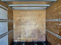 いすゞエルフアルミバン小型（2t・3t）[写真16]