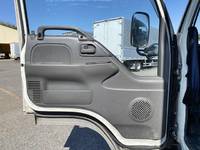 いすゞエルフアルミバン小型（2t・3t）[写真30]