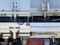 いすゞエルフ平ボディ小型（2t・3t）[写真18]