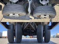 いすゞエルフ平ボディ小型（2t・3t）[写真21]