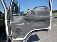 いすゞエルフ平ボディ小型（2t・3t）[写真28]