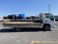 いすゞエルフ平ボディ小型（2t・3t）[写真09]