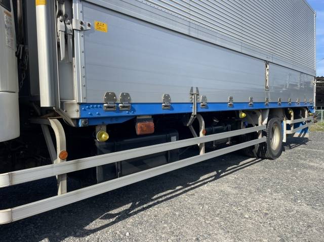 三菱ふそうファイターアルミウイング増トン（6t・8t）[写真13]