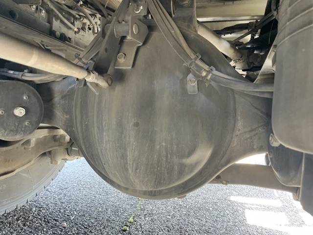 UDトラックスクオンアルミウイング大型（10t）[写真24]