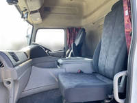 UDトラックスクオンアルミウイング大型（10t）[写真30]