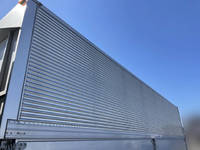 UDトラックスクオンアルミウイング大型（10t）[写真06]