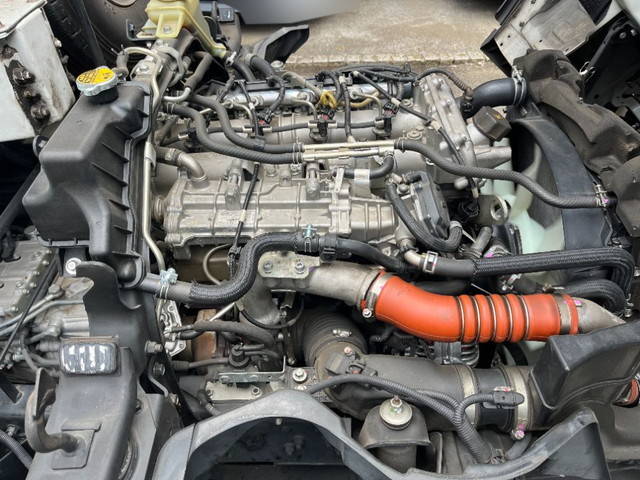 三菱ふそうキャンターパッカー車（塵芥車）小型（2t・3t）[写真24]