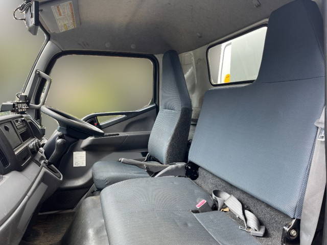 三菱ふそうキャンターパッカー車（塵芥車）小型（2t・3t）[写真27]