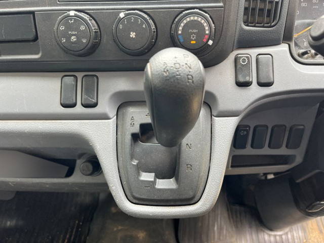 三菱ふそうキャンターパッカー車（塵芥車）小型（2t・3t）[写真32]