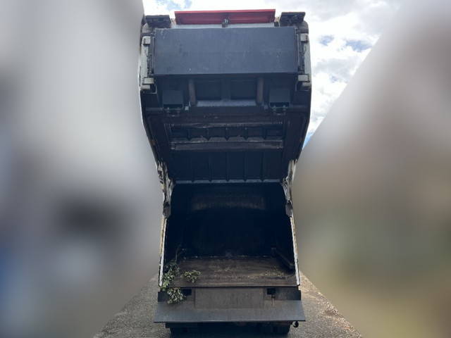 三菱ふそうキャンターパッカー車（塵芥車）小型（2t・3t）[写真08]