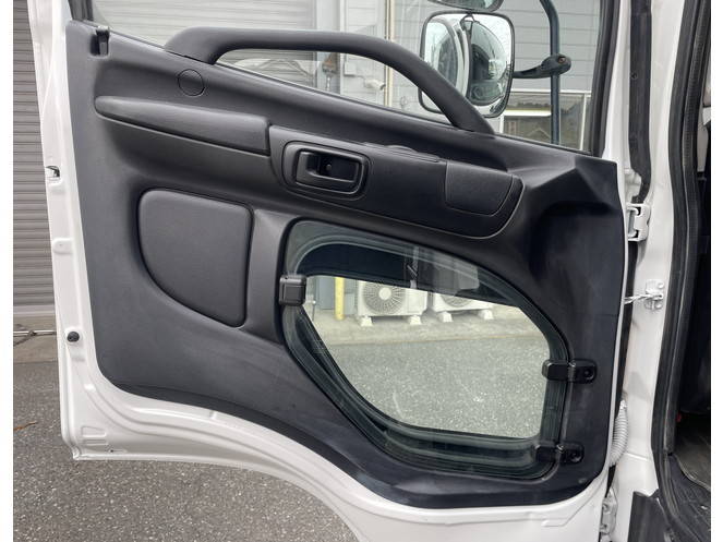 日野レンジャーアルミブロック中型（4t）[写真25]