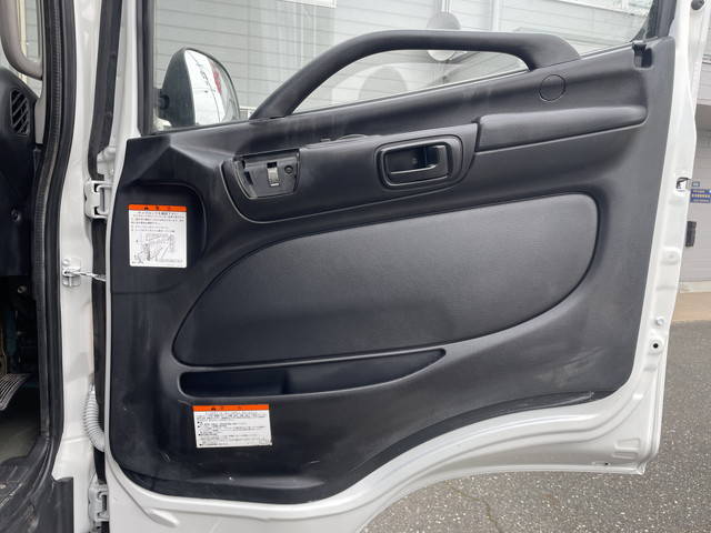 日野レンジャーアルミブロック中型（4t）[写真26]