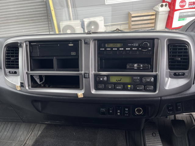 日野レンジャーアルミブロック中型（4t）[写真36]