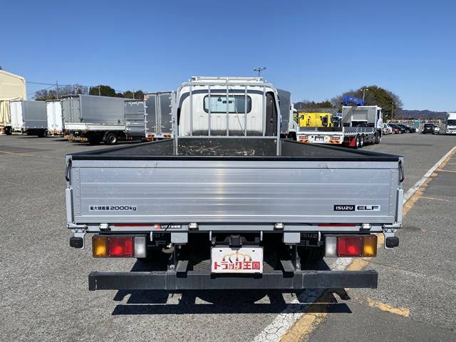 いすゞエルフアルミブロック小型（2t・3t）[写真11]