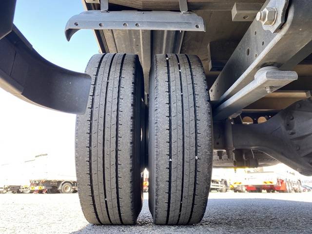 いすゞエルフアルミブロック小型（2t・3t）[写真20]