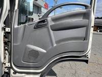 いすゞエルフ冷凍車（冷蔵車）小型（2t・3t）[写真28]