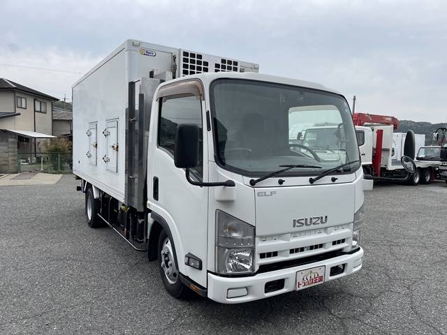 いすゞエルフ冷凍車（冷蔵車）小型（2t・3t）[写真03]