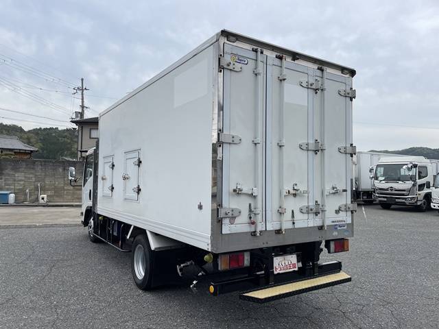 いすゞエルフ冷凍車（冷蔵車）小型（2t・3t）[写真04]