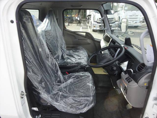 三菱ふそうキャンターセルフクレーン4段小型（2t・3t）[写真19]