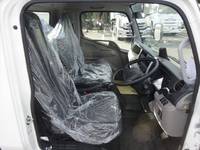 三菱ふそうキャンターセルフクレーン4段小型（2t・3t）[写真19]