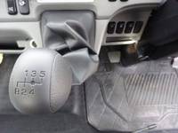 三菱ふそうキャンターセルフクレーン4段小型（2t・3t）[写真21]