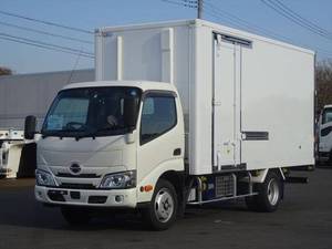 日野デュトロ冷凍車（冷蔵車）2021年(令和3年)2RG-XZU655M